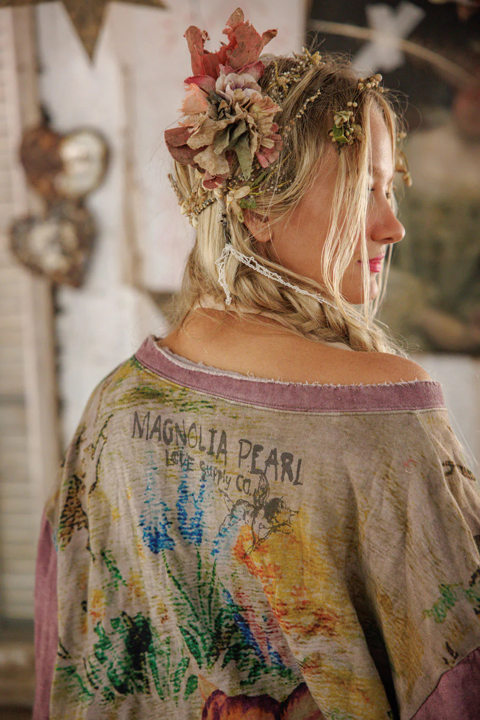 Magnolia Pearl "Dama Dama Hermosa Sweatshirt" Top 2258