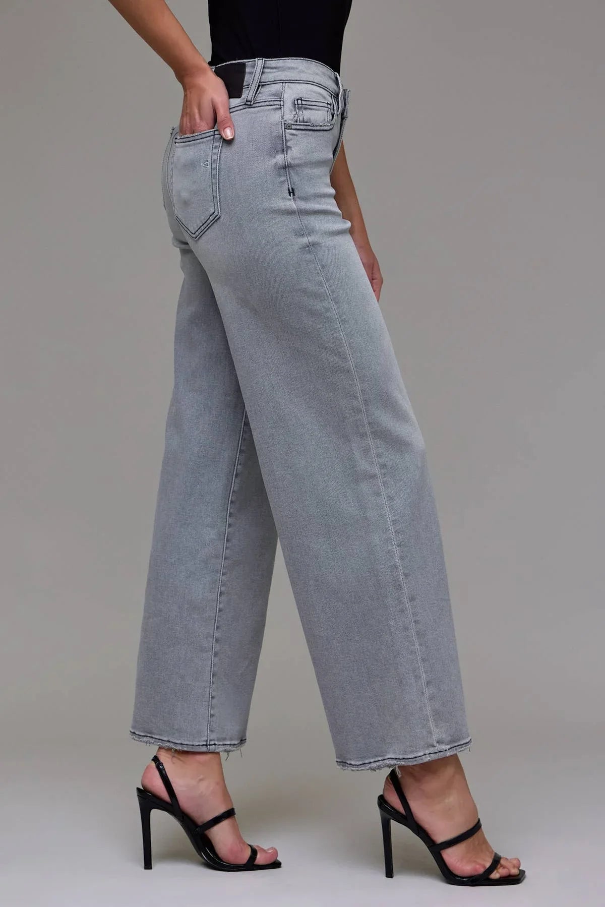 Hidden Nori Extra Wide Leg Jean
