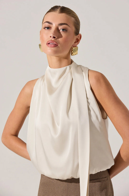 ASTR The Label Joleisa Top
