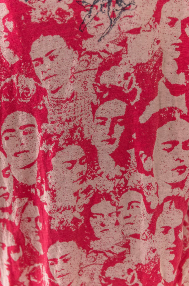 Magnolia Pearl Top 2071 Sandia Mural Frida Europa Tee