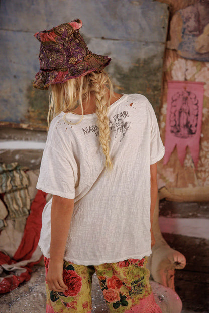 Magnolia Pearl "Fellow Ship Voyage T" Top 2392