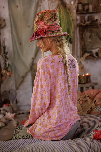 Magnolia Pearl "Daisy Print Viggo T" Top 2497