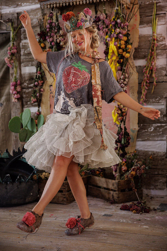 Magnolia Pearl "Discotheque Fraises Tee" Top 2663